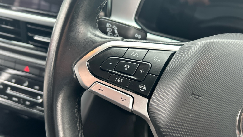 Volkswagen T-Roc 1.0 TSI Life 5dr Petrol Hatchback